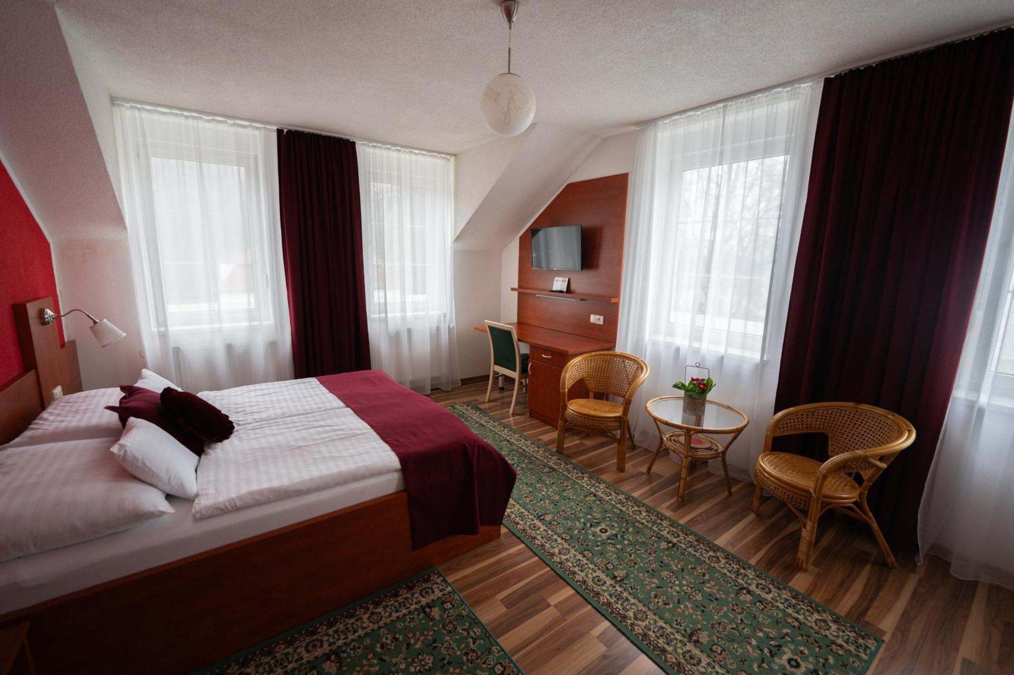 Hotel Na Pekarne Sušice Exterior foto